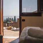 Bed and breakfast La Lumia & 4*